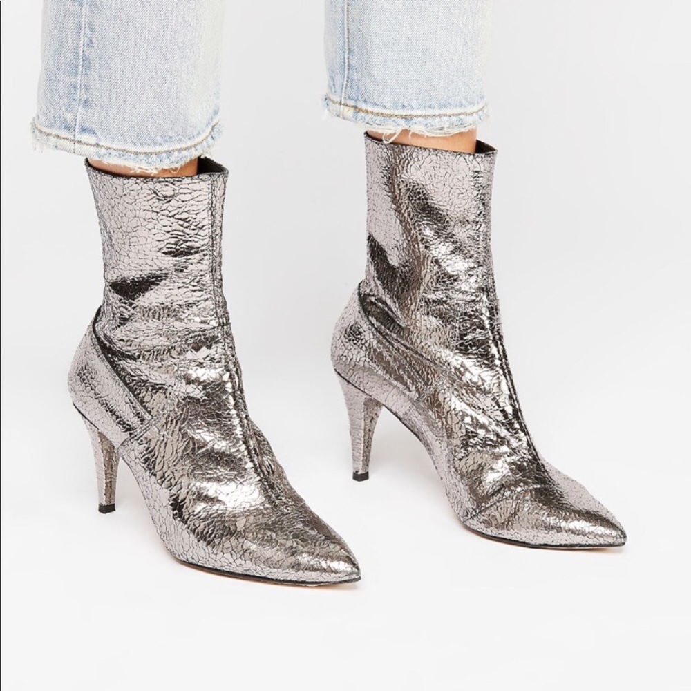 NEW Free People Lexi heeled ankle bootie 38/8